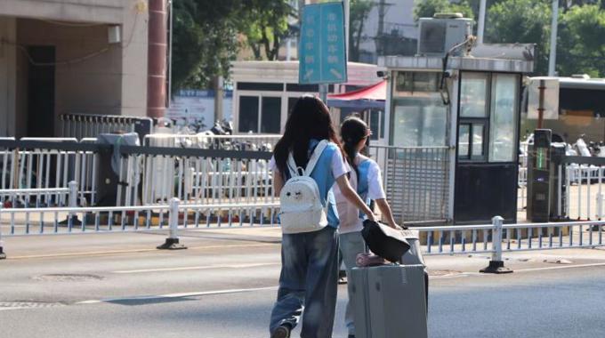 【暑期社会实践】寻星不忘来时路，筑梦先铸红色魂